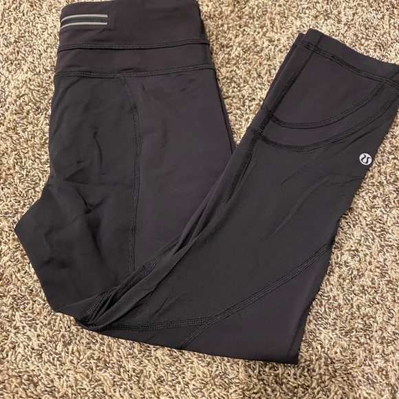 Lululemon crop leggings - Picture 1 of 6